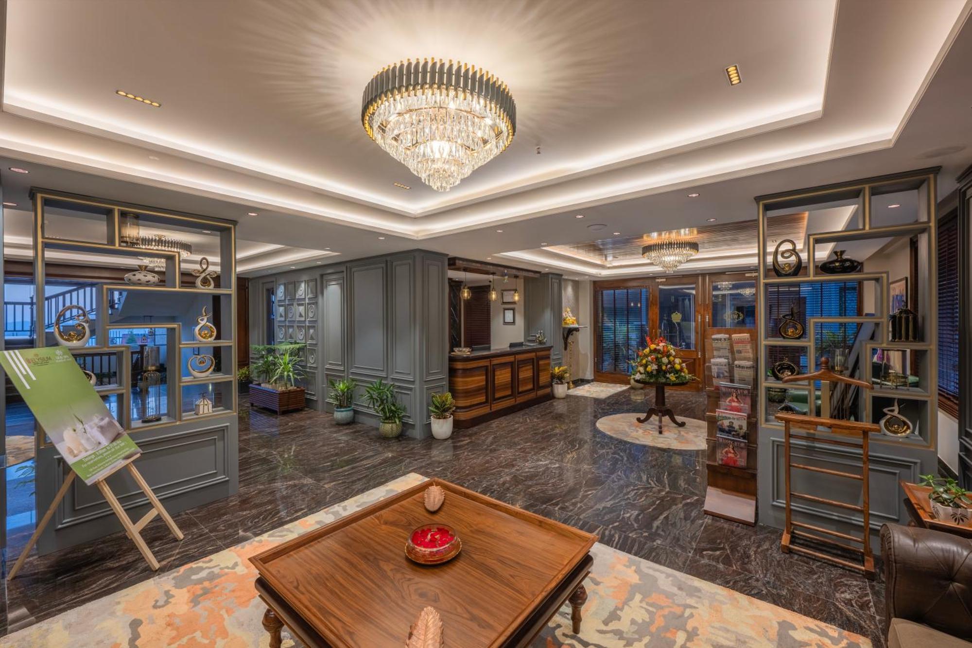 Welcomheritage Elysium Resort & Spa シムラー エクステリア 写真